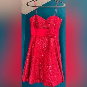 Size 3/4 Dress Women’s/Junior’s Red Small Sequined Dress
